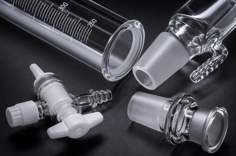 precision glass components 800x530.jpg